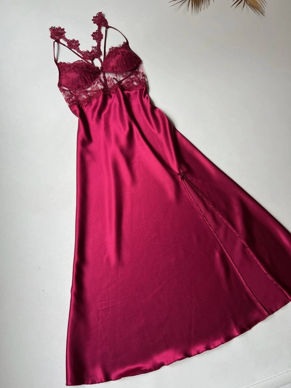 طقم مُهرة الساتان الفاخر ٦ قطع