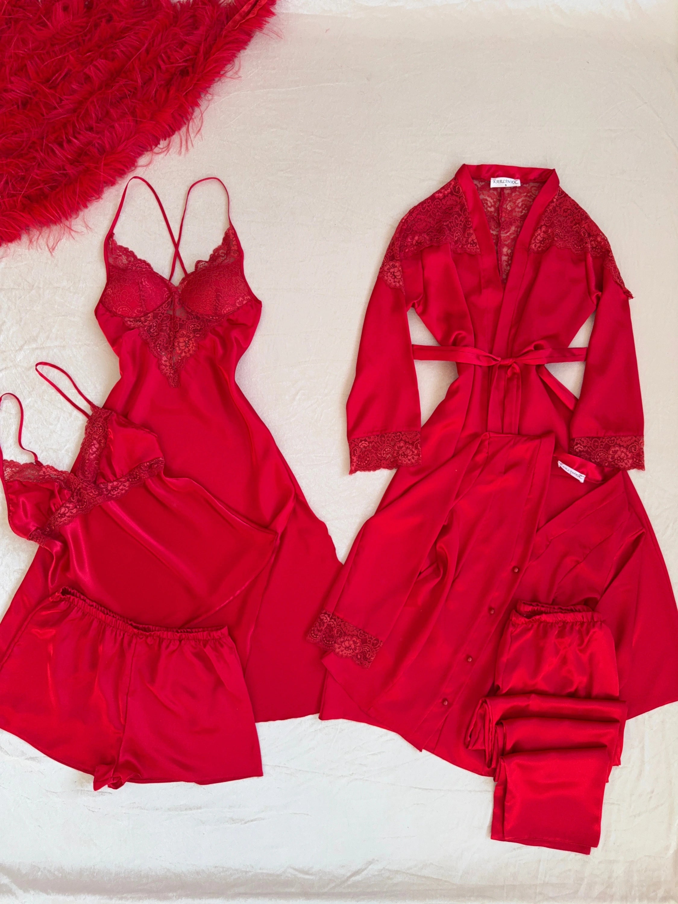 طقم "الريم" الساتان والدانتيل ٦ قطع