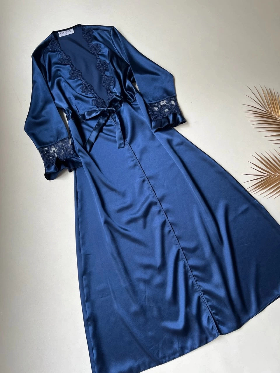 طقم مُهرة الساتان الفاخر ٦ قطع