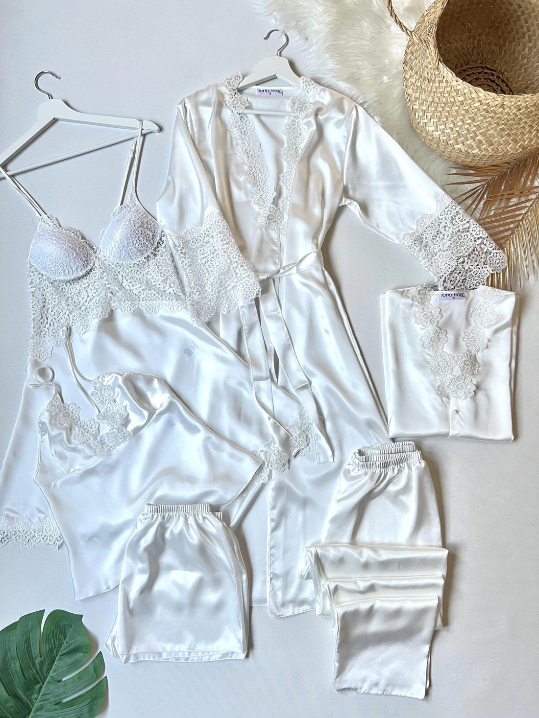 طقم "أثير" الساتان ٦ قطع