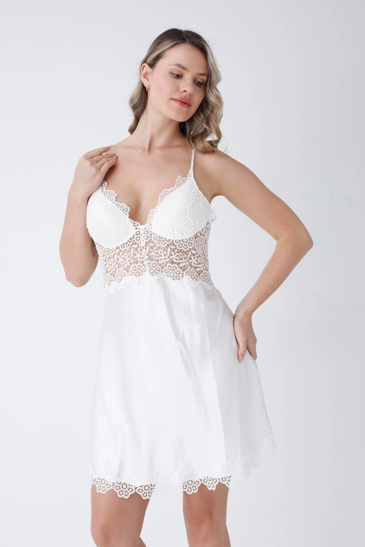 طقم "أثير" الساتان ٦ قطع