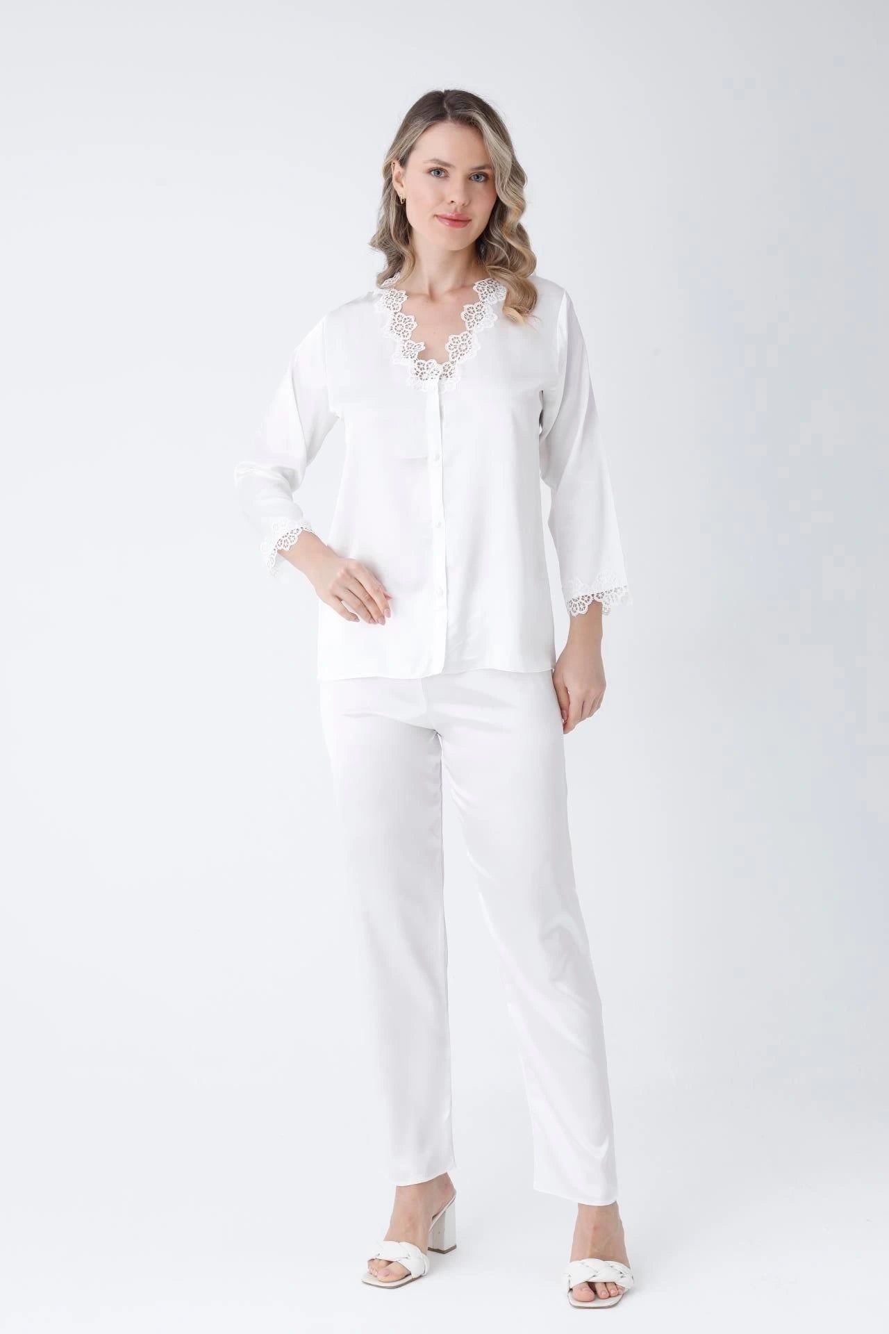 طقم "أثير" الساتان ٦ قطع